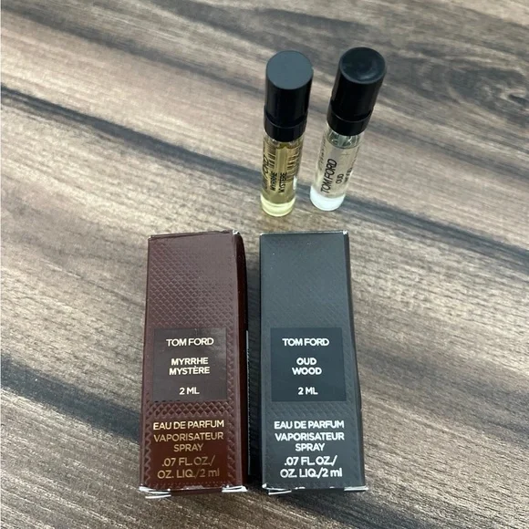 New Set Tom Ford Myrrhe Mystere and Oud Wood Fragrance Duo 2 ml - Picture 3 of 5